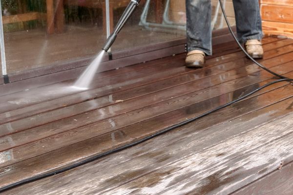 Pool Deck Power Washing in Leland