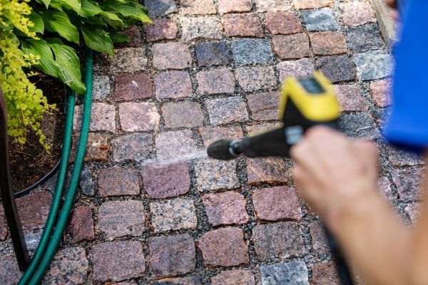 Paver Sidewalk Cleaning in Leland