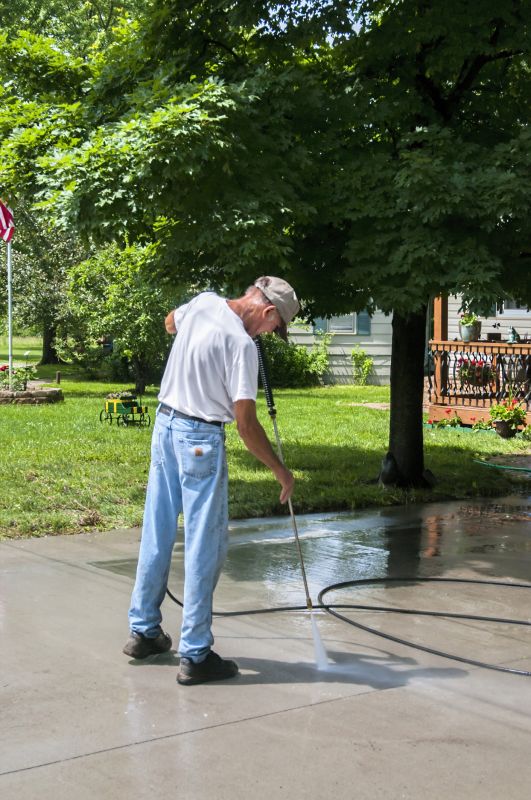 Driveway and Concrete Powerwashing